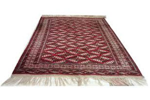 Hand knitted carpets